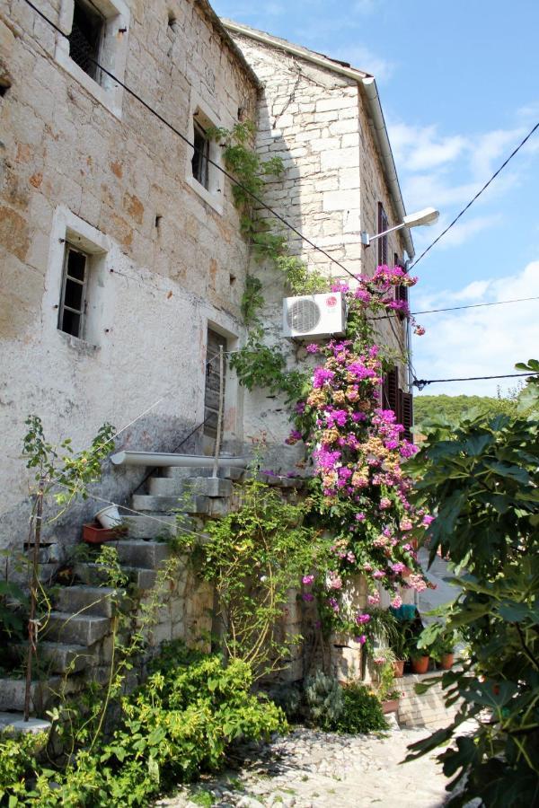 Apartments By The Sea Pucisca, Brac - 770 外观 照片